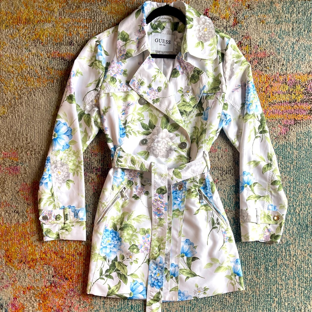GUESS Floral Women's Jacket - White and Green